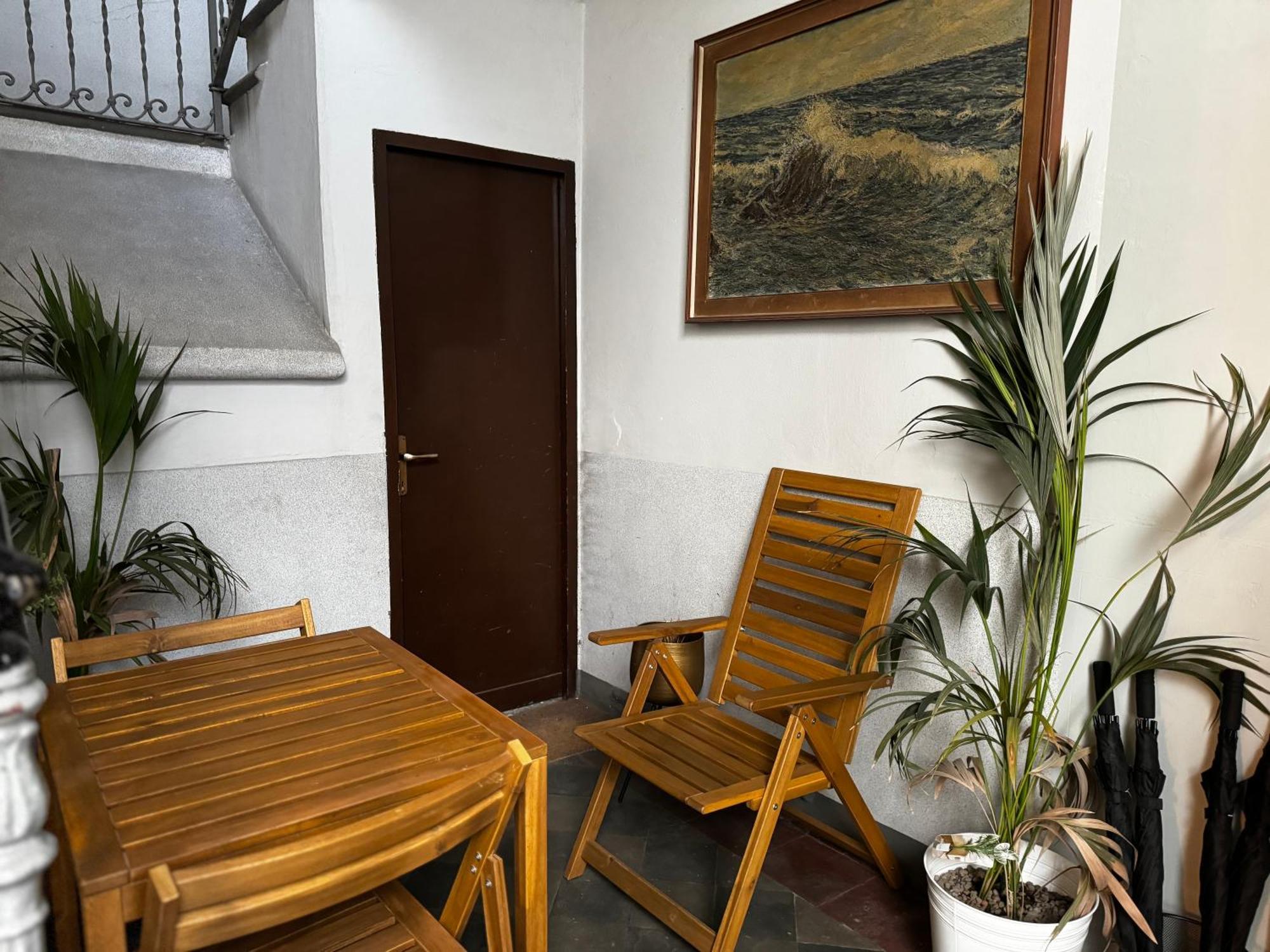 Regina Milano In Porta Romana 2 - Sky Tv, Wifi E Breakfast Box Apartamento Exterior foto
